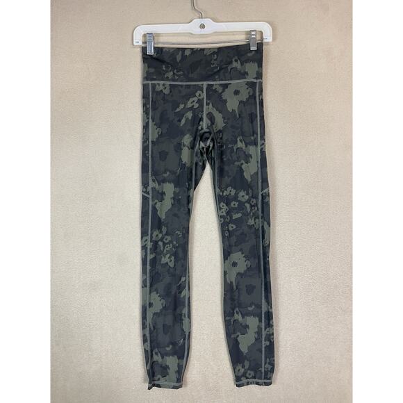 Vuori Pants - Vuori Pants Womens XS Green Camo Athletic Stretch Skinny Performance Legging